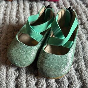 Monkey feet soft bottom leather Sparkly Green Ballet Flats